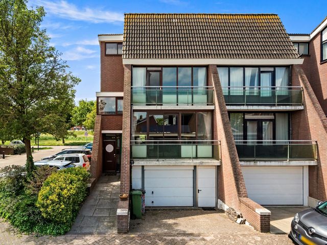 Hoeker 1, Maassluis