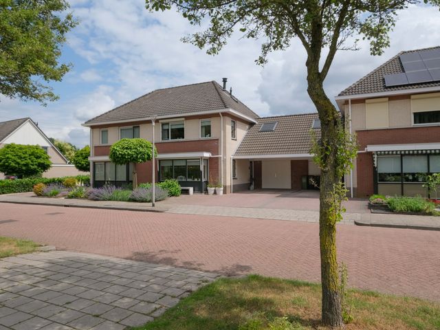 Schietspoel 18, Wierden