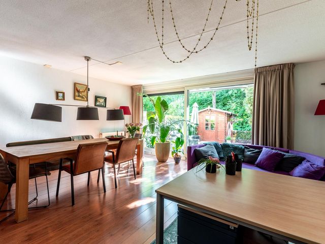 Novemberstraat 13, Almere
