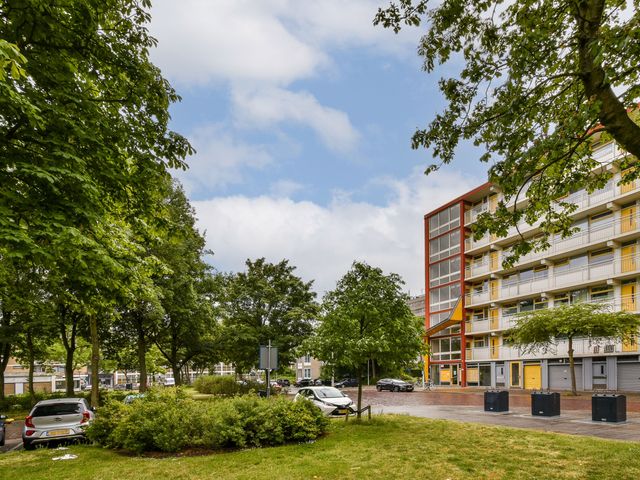 Jacques Urlusplantsoen 183, Leiden
