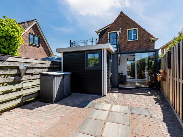 Horn 32, Lutjebroek