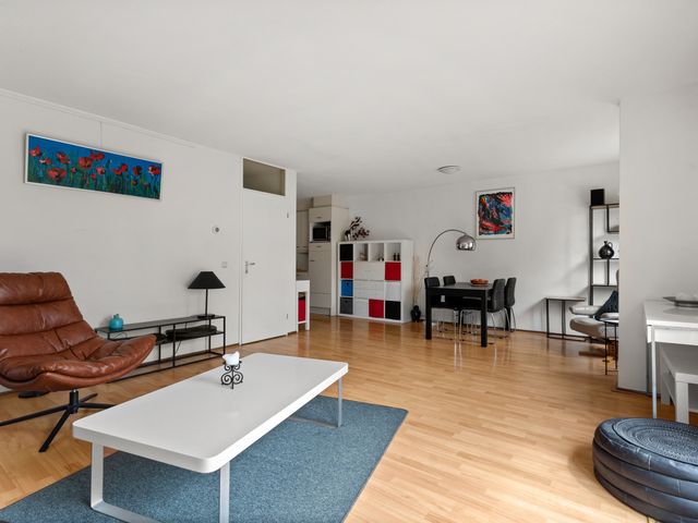 Petuniastraat 49, Almere