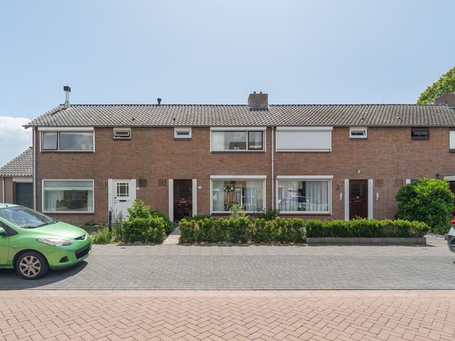 Hinkelingestraat 16, Krabbendijke