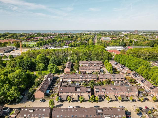 Gording 48, Hoorn