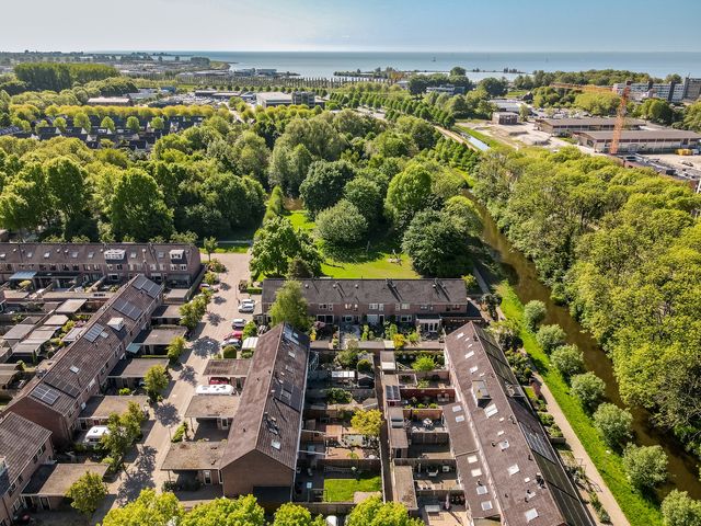 Gording 48, Hoorn