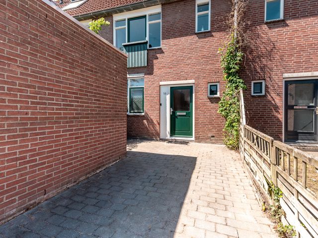 Purmer 16, Lelystad