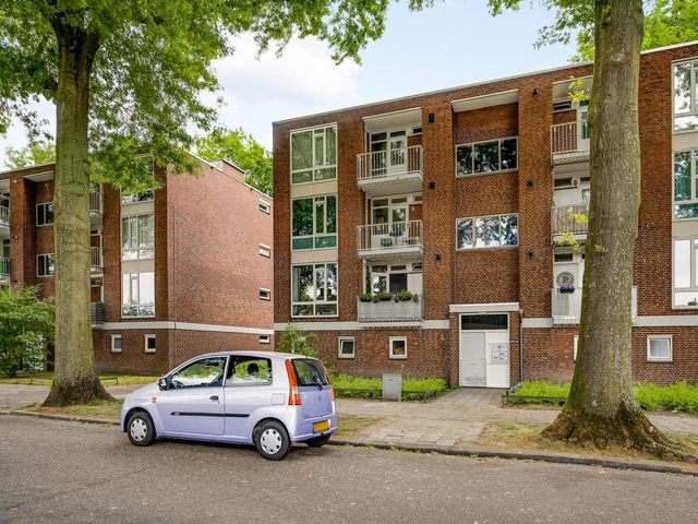 Limburglaan 36, Weert