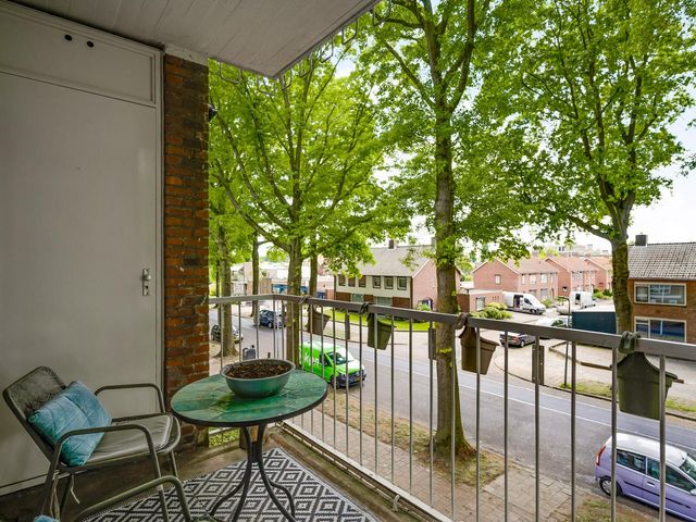Limburglaan 36, Weert