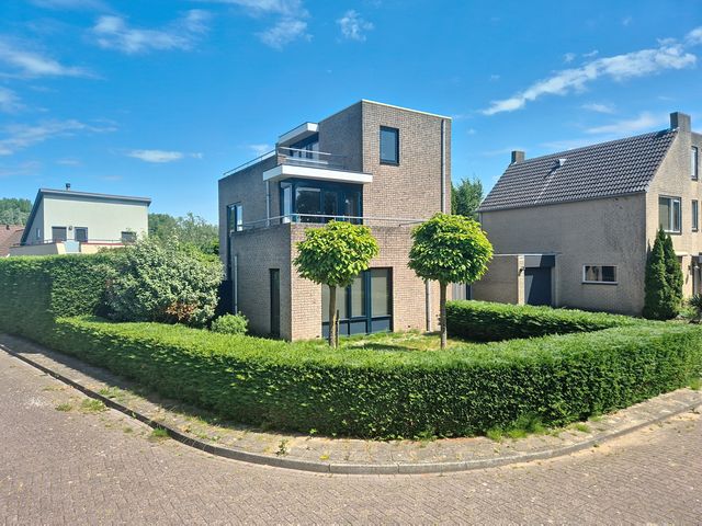 Parmastraat 6, IJzendijke