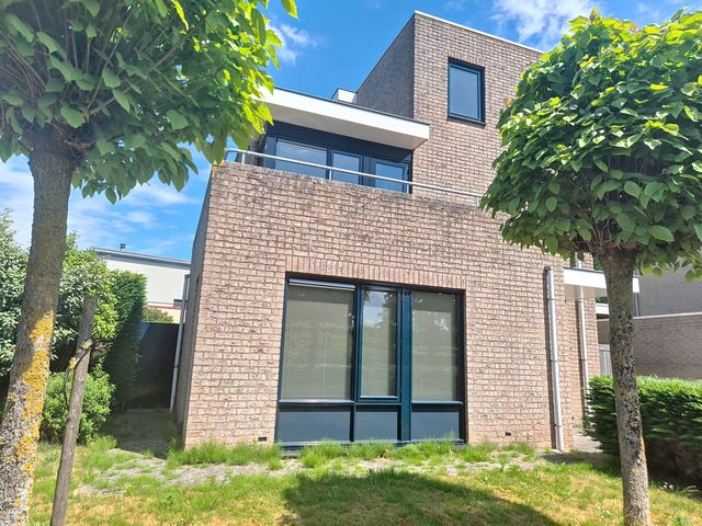 Parmastraat 6, IJzendijke
