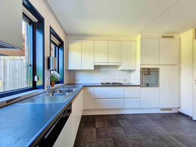 Parmastraat 6, IJzendijke