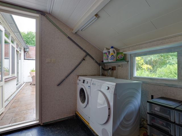 Lottinge 78, Vries