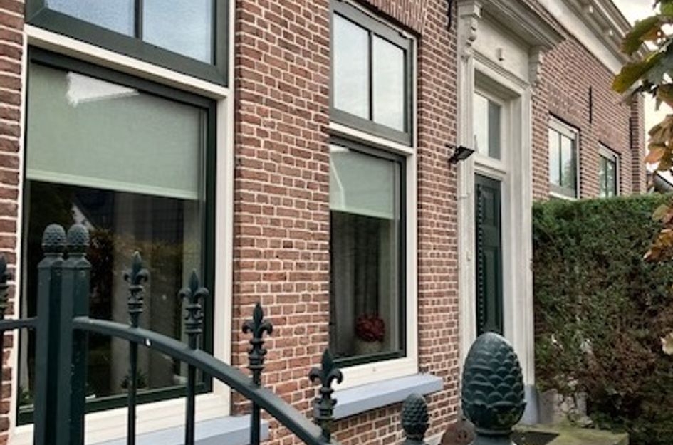 Onze Lieve Vrouwestraat 30