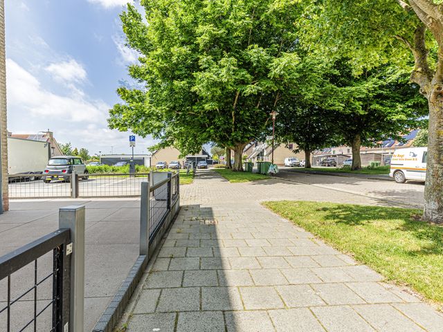Paukenslag 1, Klaaswaal