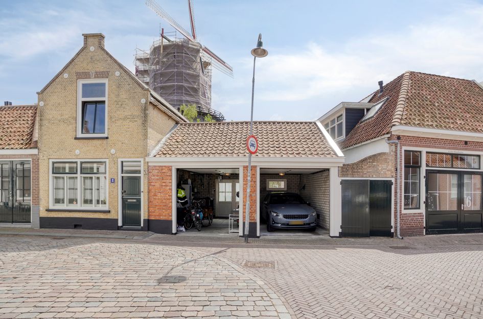 Sint Anthoniesdam 7
