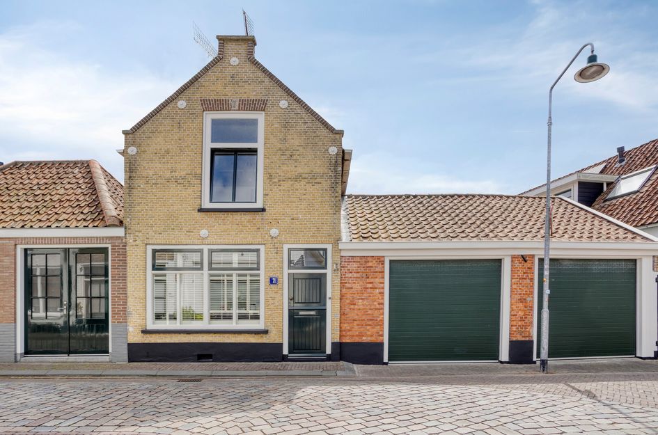 Sint Anthoniesdam 7