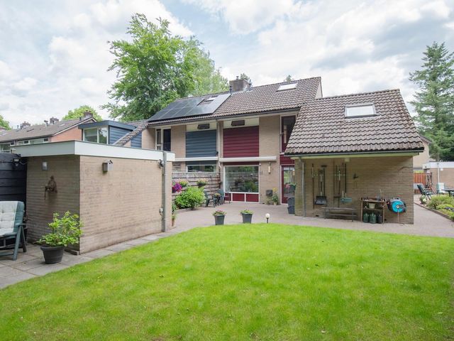Lindenlaan 28, Maarn