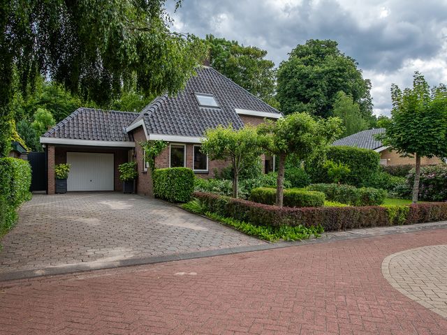 Veemstede 103, Oude Pekela