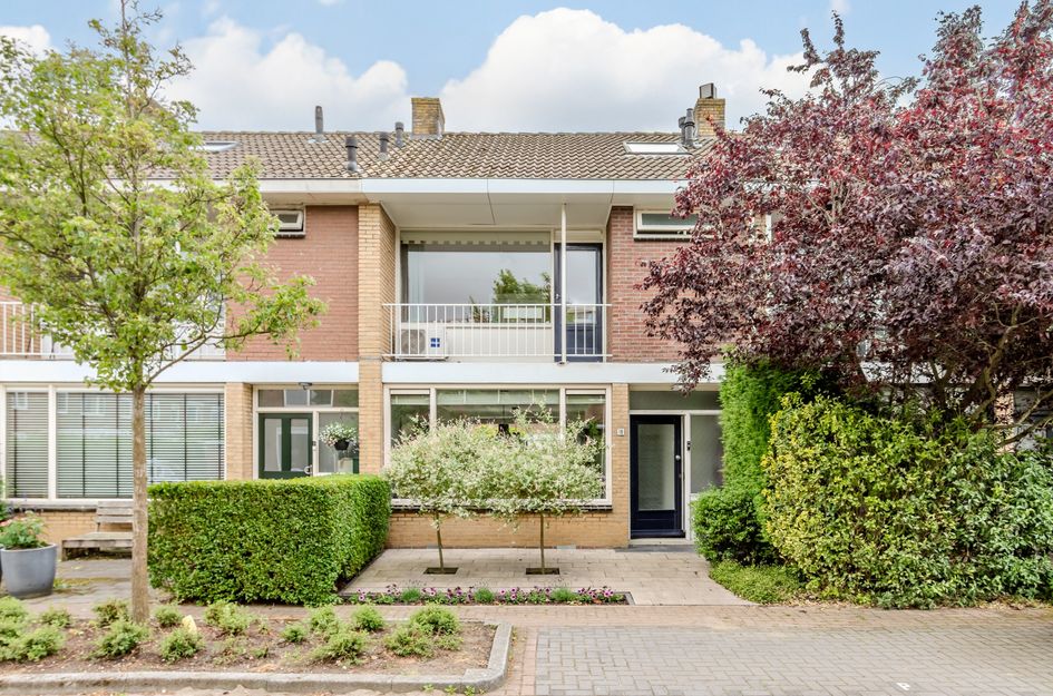 De Ruyterweg 18