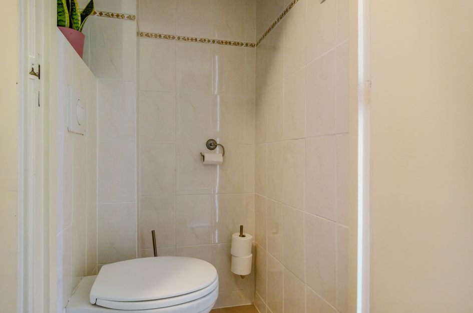 De Ruyterweg 18