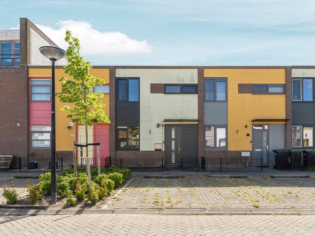 Ecrustraat 40, Almere