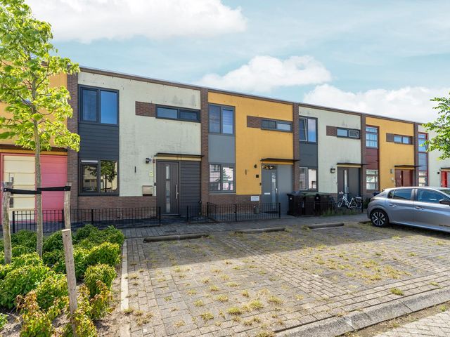 Ecrustraat 40, Almere