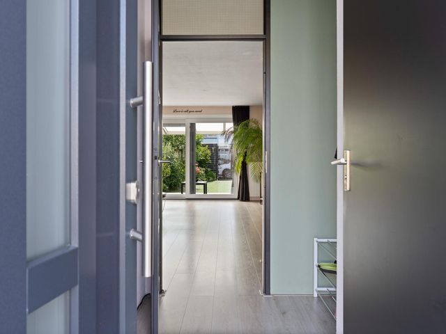 Ecrustraat 40, Almere