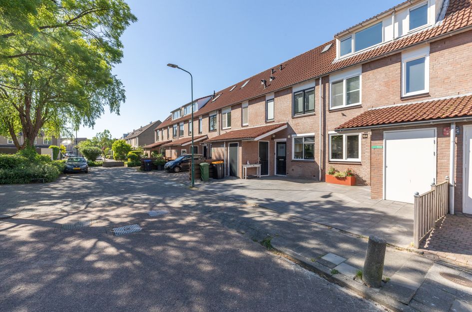 Valkenkamp 104