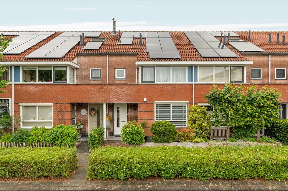 Adrienne Solserstraat 7