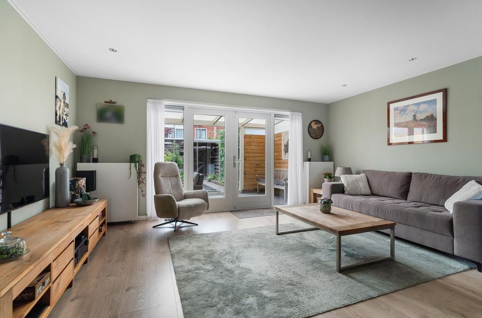 Adrienne Solserstraat 7