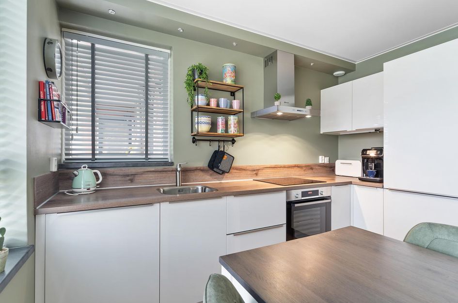 Adrienne Solserstraat 7