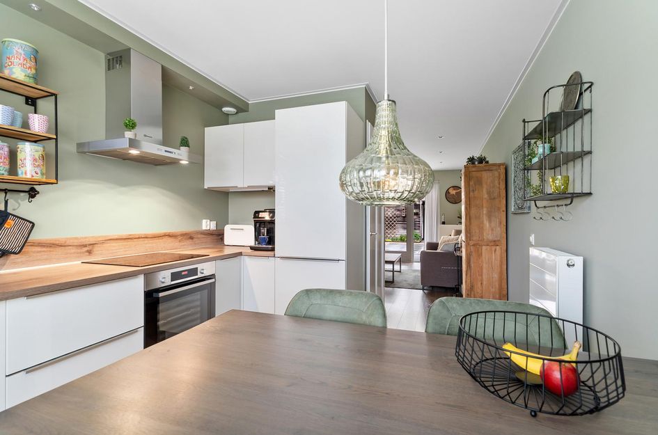 Adrienne Solserstraat 7