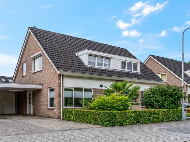 Clara van Delwigstraat 14, Doornenburg
