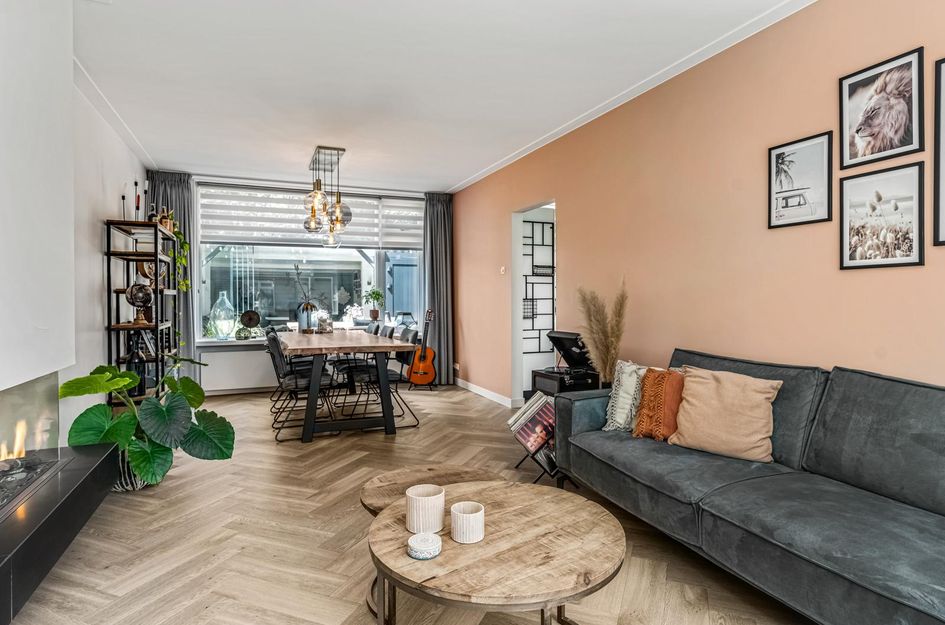 van Aemstelstraat 16