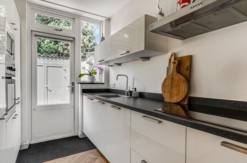 van Aemstelstraat 16