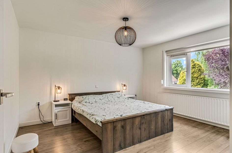 van Aemstelstraat 16