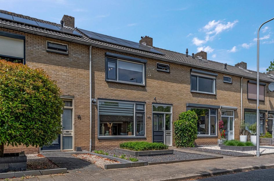 van Aemstelstraat 16