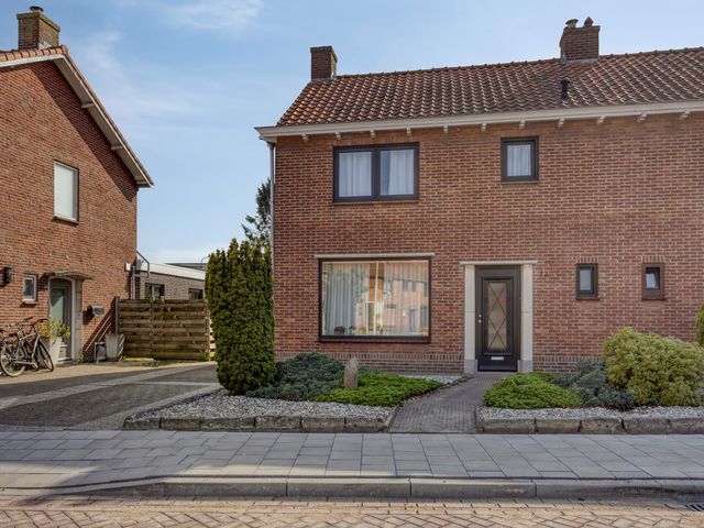 Frederik Hendriklaan 12, Hulst