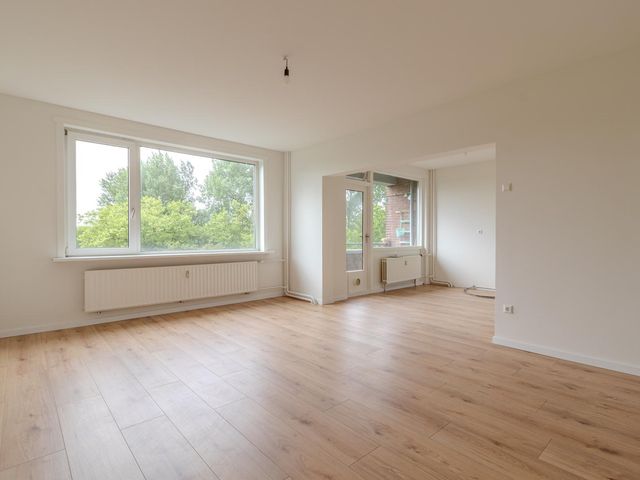 Fluitekruidweg 85, Zaandam