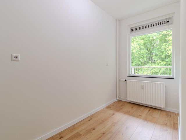 Fluitekruidweg 85, Zaandam