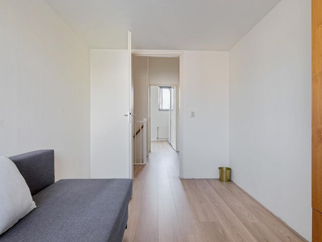 Smaragdhof 28, Almere