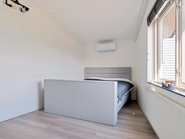 Smaragdhof 28, Almere