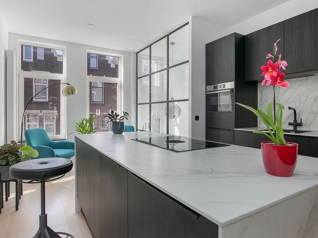 Van Oosterzeestraat 22B, Rotterdam