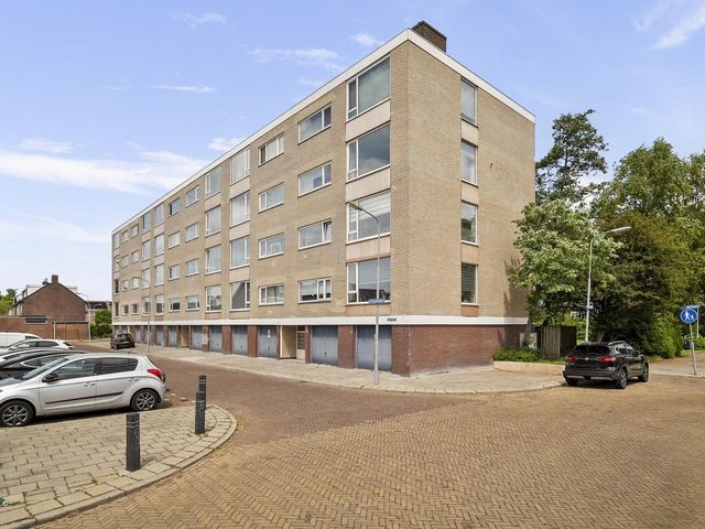 Mascagnistraat 70, Heemskerk