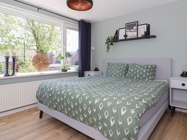 Zuiderzeelaan 5, Bunschoten-Spakenburg
