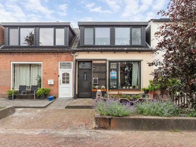 Nieuwe Schans 77, Bunschoten-Spakenburg