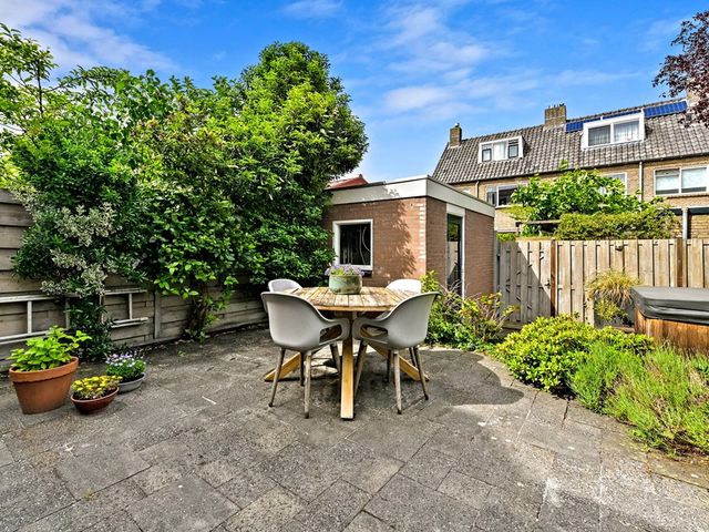 Huis te Veldelaan 21, Maasland