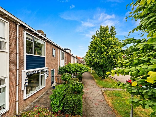 Huis te Veldelaan 21, Maasland