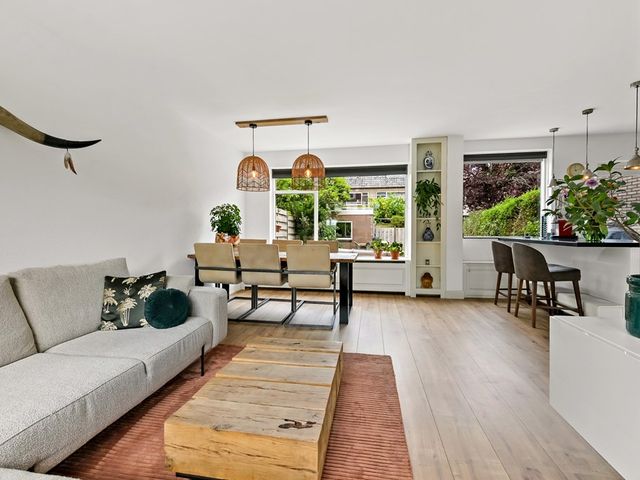 Huis te Veldelaan 21, Maasland