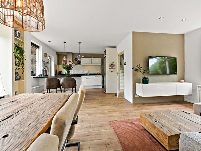 Huis te Veldelaan 21, Maasland
